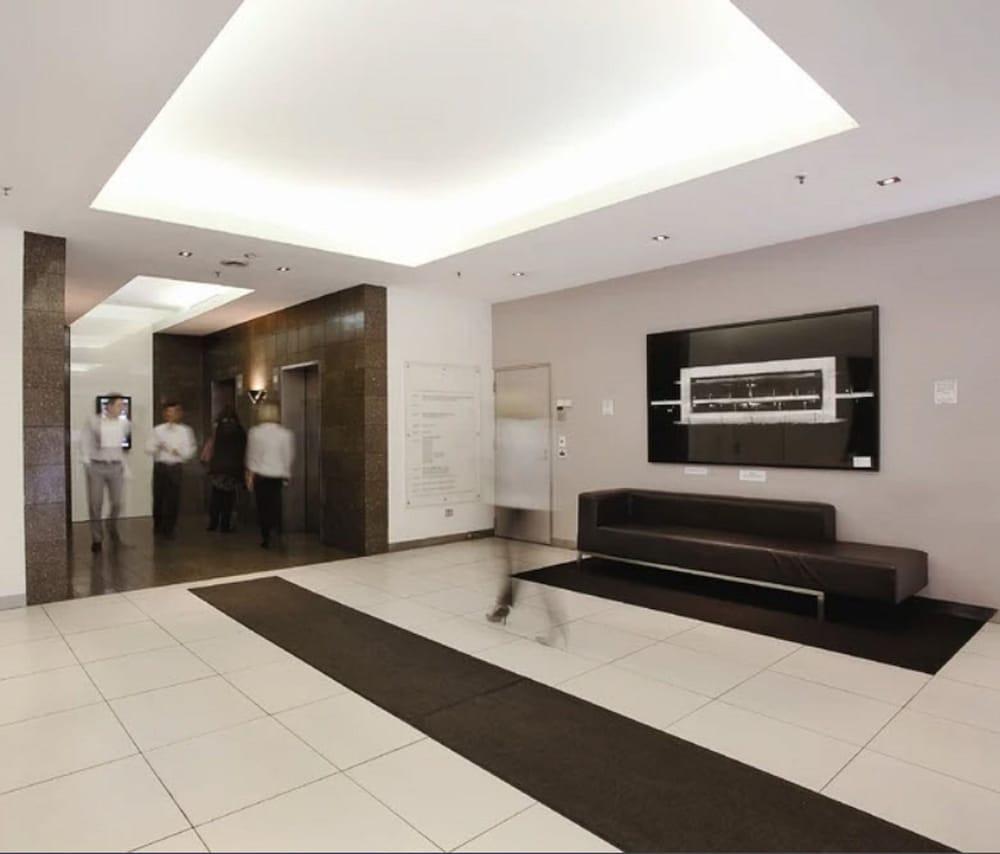 Riverside Apartments Melbourne Exterior photo